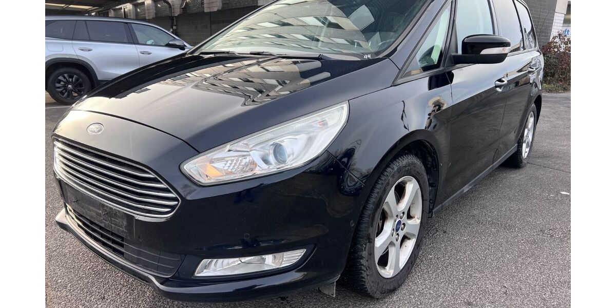 Ford Galaxy 126.826 km 9.700 &euro; Berlin 12249