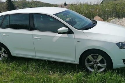 Skoda Rapid 92.000 km 13.250 &euro; Waldershof 95679
