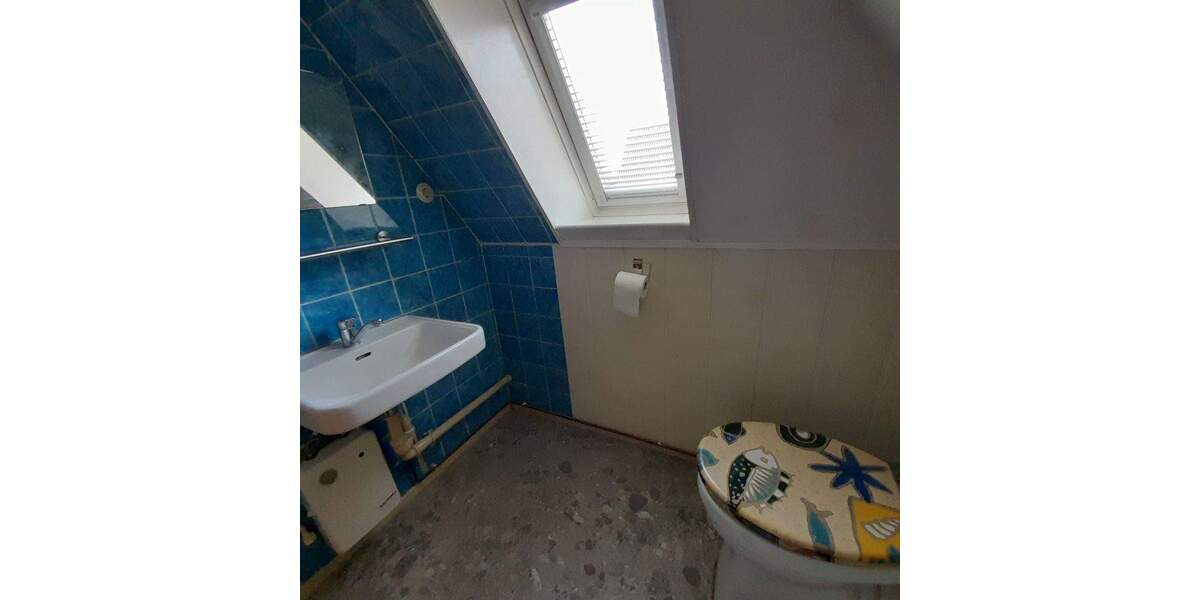 Sehr schönes Einfamilienhaus mit Garage in Rodenkirchen 4 zimmer