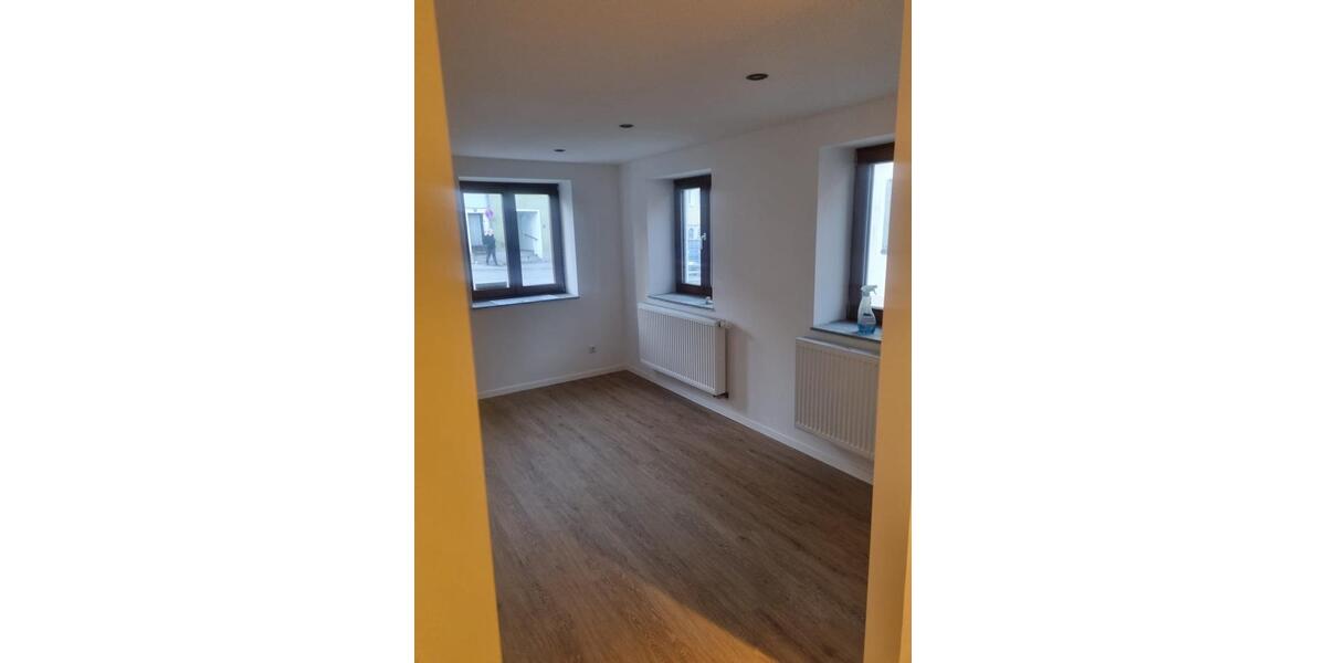 Erdgeschoßwohnung Vilshofen an der Donau - 3 Zimmer, 80 m&sup2;, 900&euro; | Angebot:26461572
