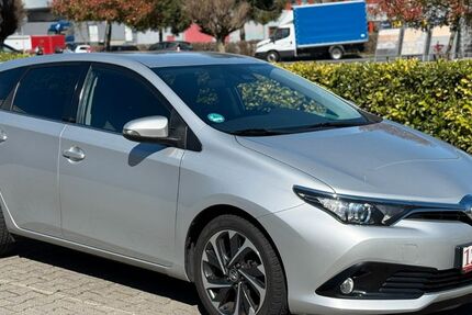 Toyota Auris 134.293 km 9.500 &euro; Alsdorf 52477