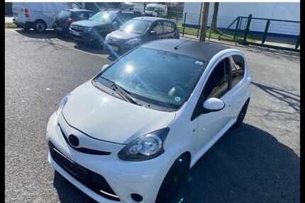 Toyota Aygo (X) 116.000 km 3.999 € Herten 45701