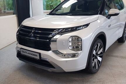 Mitsubishi Outlander 4.950 km 52.222 € Hagen 58135