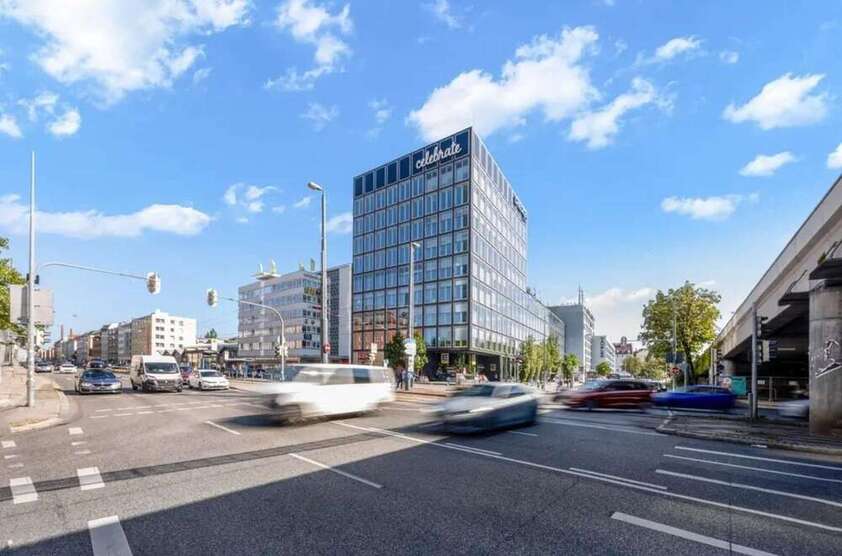Büro in München 4.883 € 194 m²