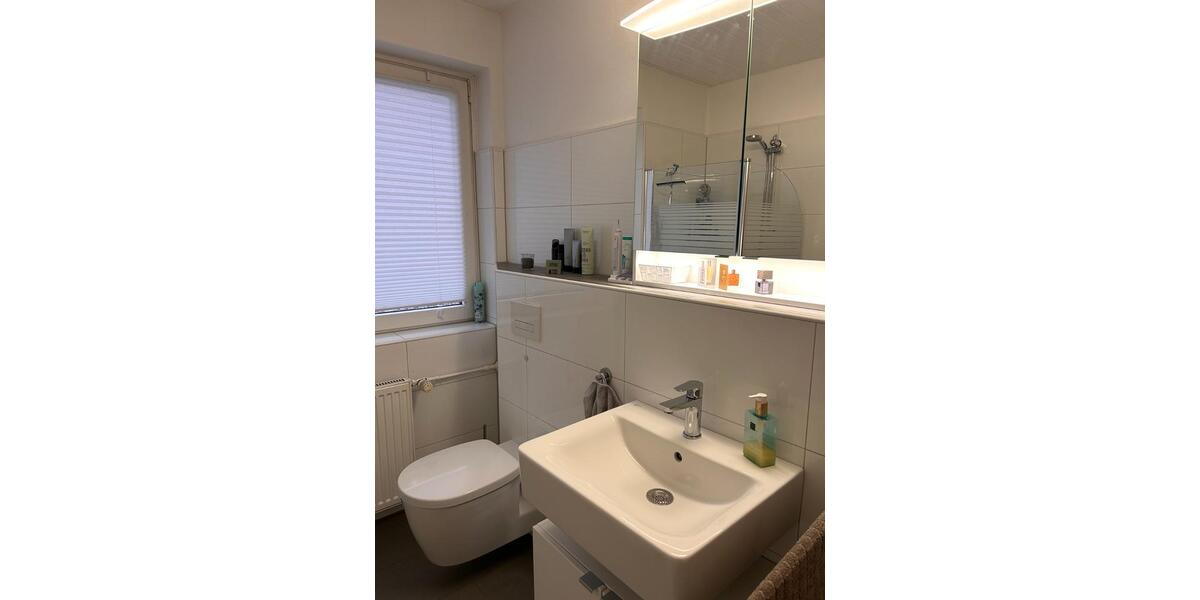 Etagenwohnung Wermelskirchen - 3 Zimmer, 78 m&sup2;, 690&euro; | Angebot:25231624