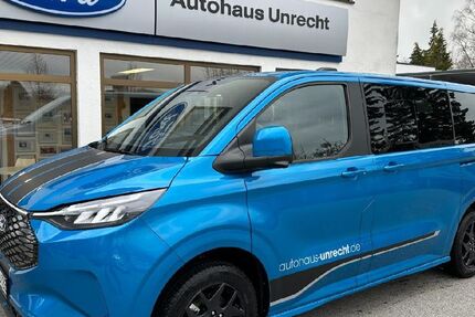 Ford Tourneo Custom 4.000 km 63.990 € Tittling 94104
