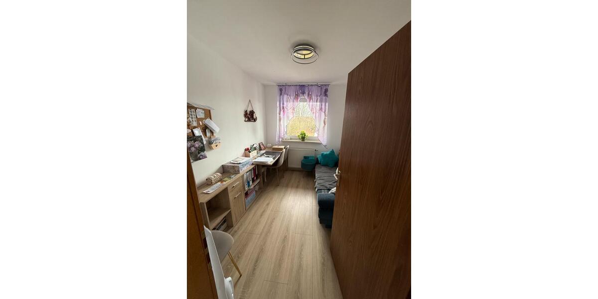 Etagenwohnung Grünberg - 3 Zimmer, 70 m&sup2;, 665&euro; | Angebot:25368725