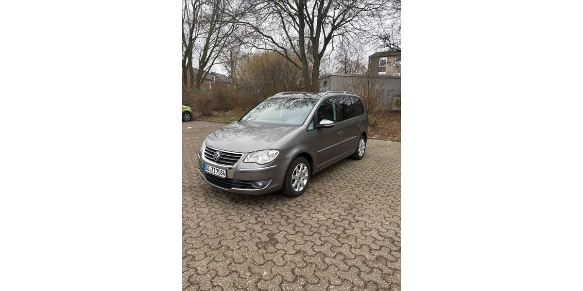 VW Touran 180.000 km 6.650 &euro; Datteln 45711