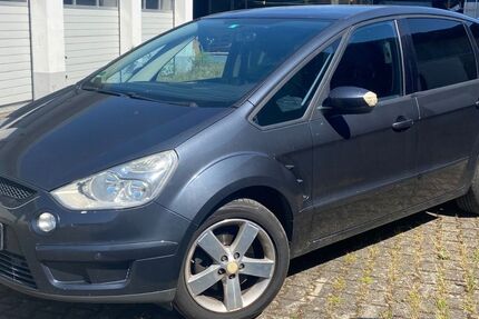 Ford S-Max 291.000 km 2.350 € Steinen 79585