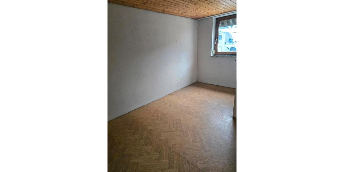 Einfamilienhaus Seitingen-Oberflacht Oberflacht - 7 Zimmer, 155 m&sup2;, 290.000&euro; | Angebot:27085772