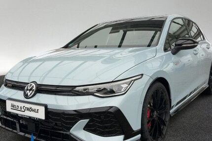 VW Golf 4.001 km 47.450 € Ulm 89077