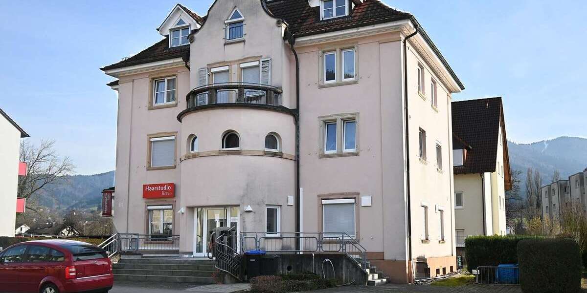 Etagenwohnung Waldkirch - 2 Zimmer, 74 m&sup2;, 290.000&euro; | Angebot:25311712