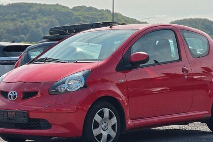 Toyota Aygo (X) 158.000 km 3.490 &euro; Oberwinter 53424