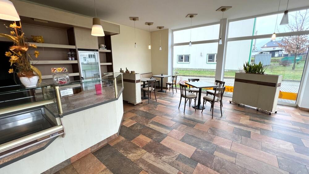 Gewerbeobjekt mit vielen Nutzungsmöglichkeiten bei Geringswalde zimmer