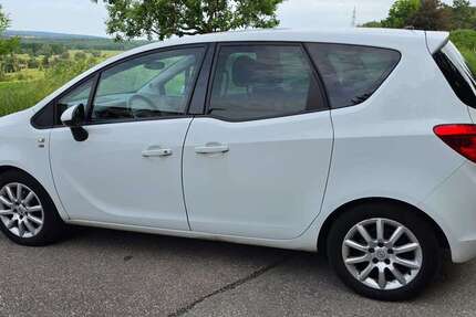 Opel Meriva 246.000 km 2.699 &euro; Bad Liebenzell 75378