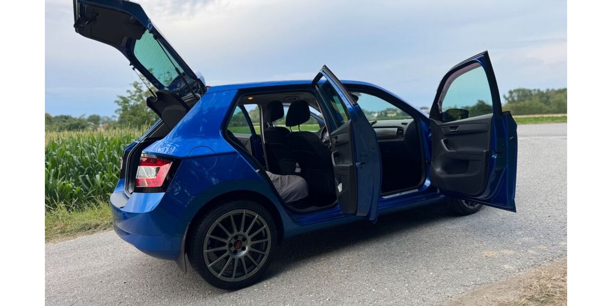 Skoda Fabia 161.000 km 7.750 &euro; Landau 94405