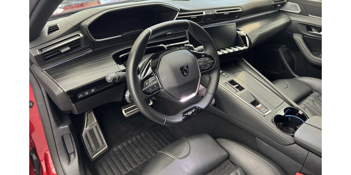 Peugeot 508 SW GT 130 Puretech FULL LED NACHTSICHT 43.900 km 24.330 &euro; Lich 35423