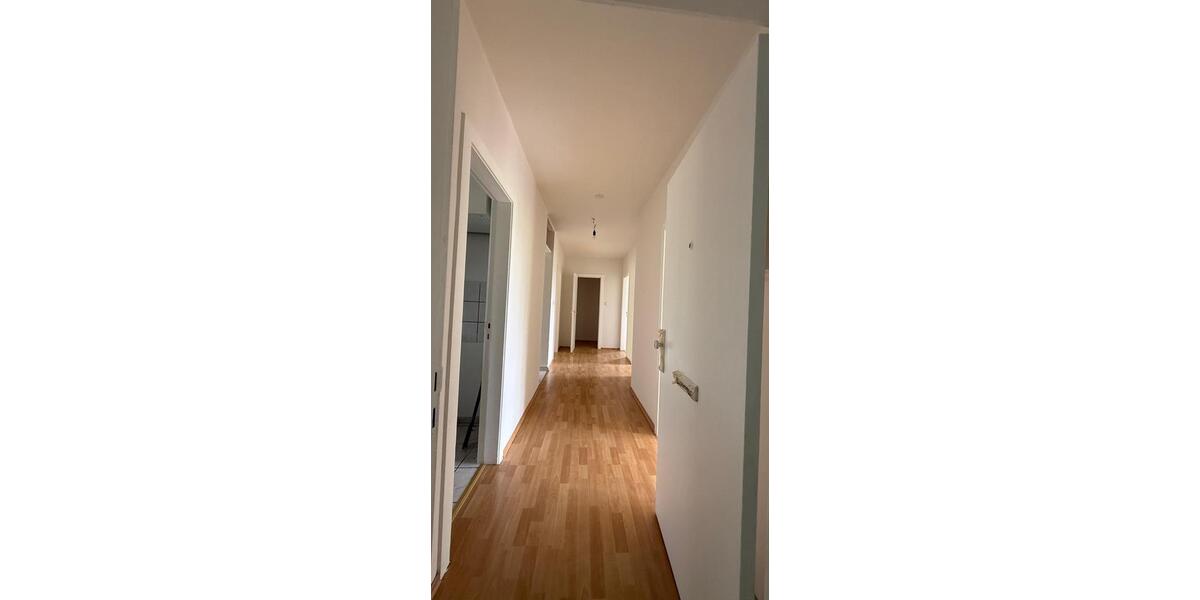 Etagenwohnung Melsdorf - 4 Zimmer, 78 m&sup2;, 219.000&euro; | Angebot:26610340