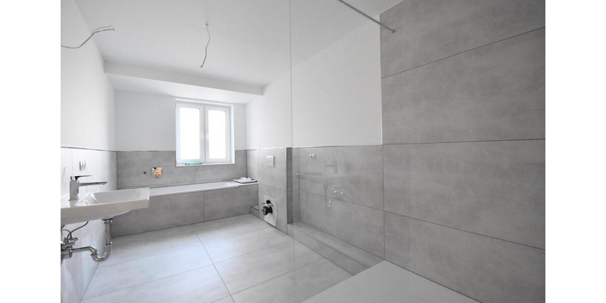 Etagenwohnung Limburgerhof - 3 Zimmer, 130 m&sup2;, 1.650&euro; | Angebot:26147225