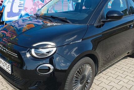 Fiat 500e 32.000 km 14.990 &euro; Leipzig 04179