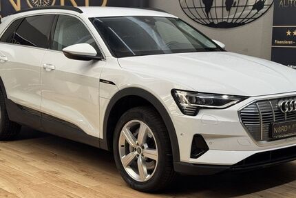 Audi e-tron 48.046 km 29.900 &euro; Rastede/ Wahnbek 26180
