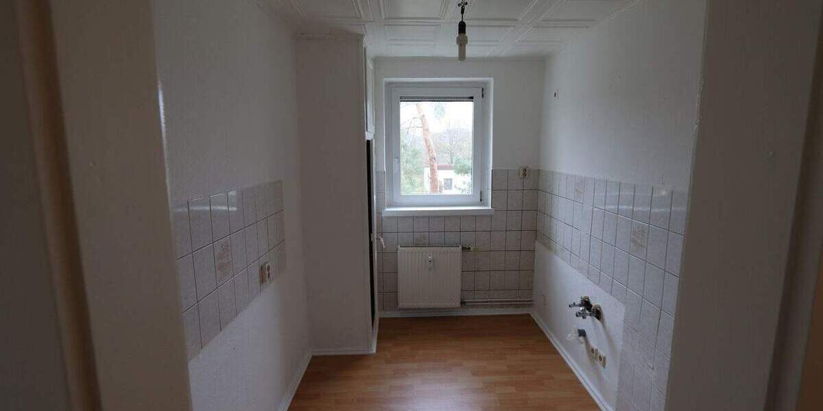 Etagenwohnung Seegebiet Mansfelder Land Röblingen am See - 2 Zimmer, 50 m&sup2;, 325&euro; | Angebot:25568471