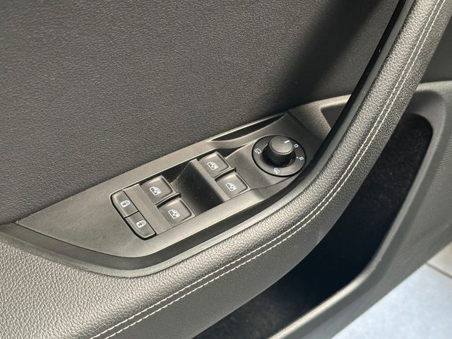 Skoda Superb 1.4 TSI iV DSG STYLE COMBI Navi*Standheiz 96.227 km 22.990 € Gebesee 99189