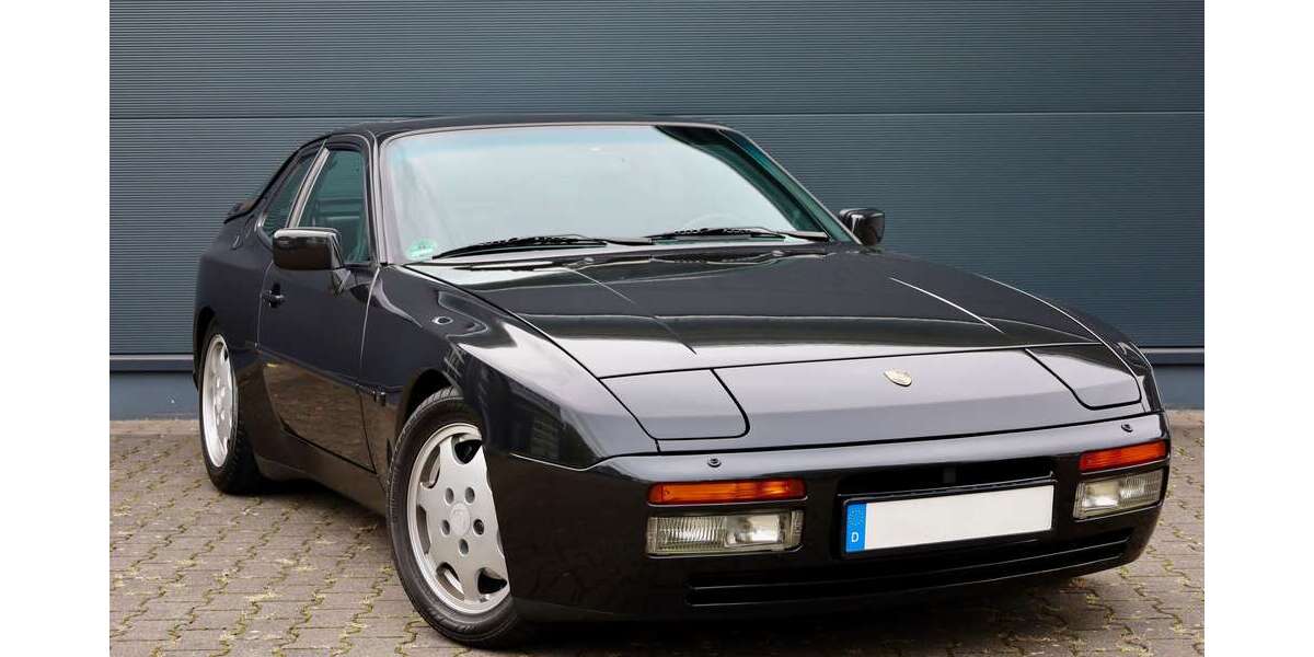 Porsche 944 105.098 km 45.944 &euro; Meerbusch 40668
