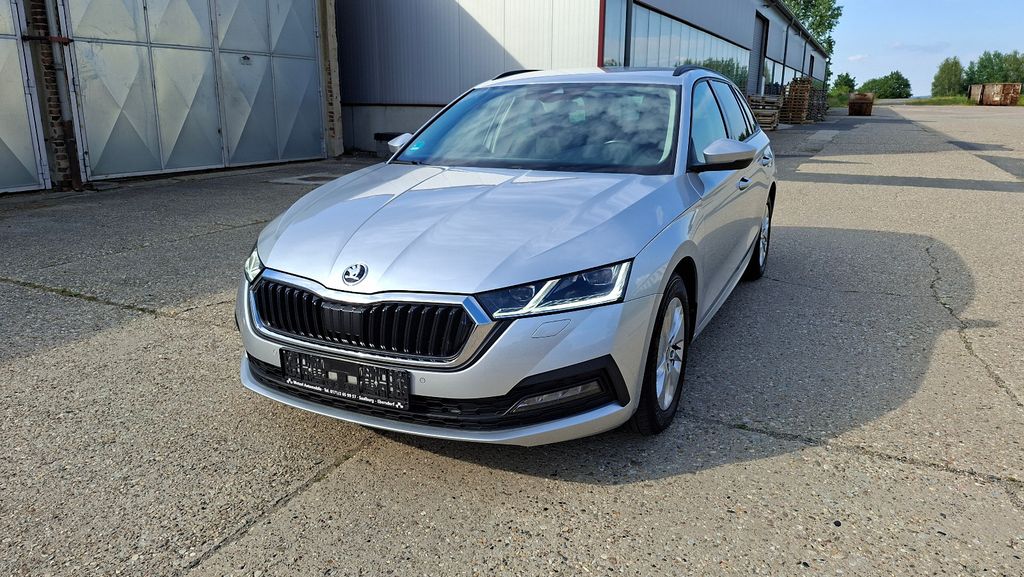 Skoda Octavia 98.373 km 15.499 &euro; Saalburg-Ebersdorf 07929