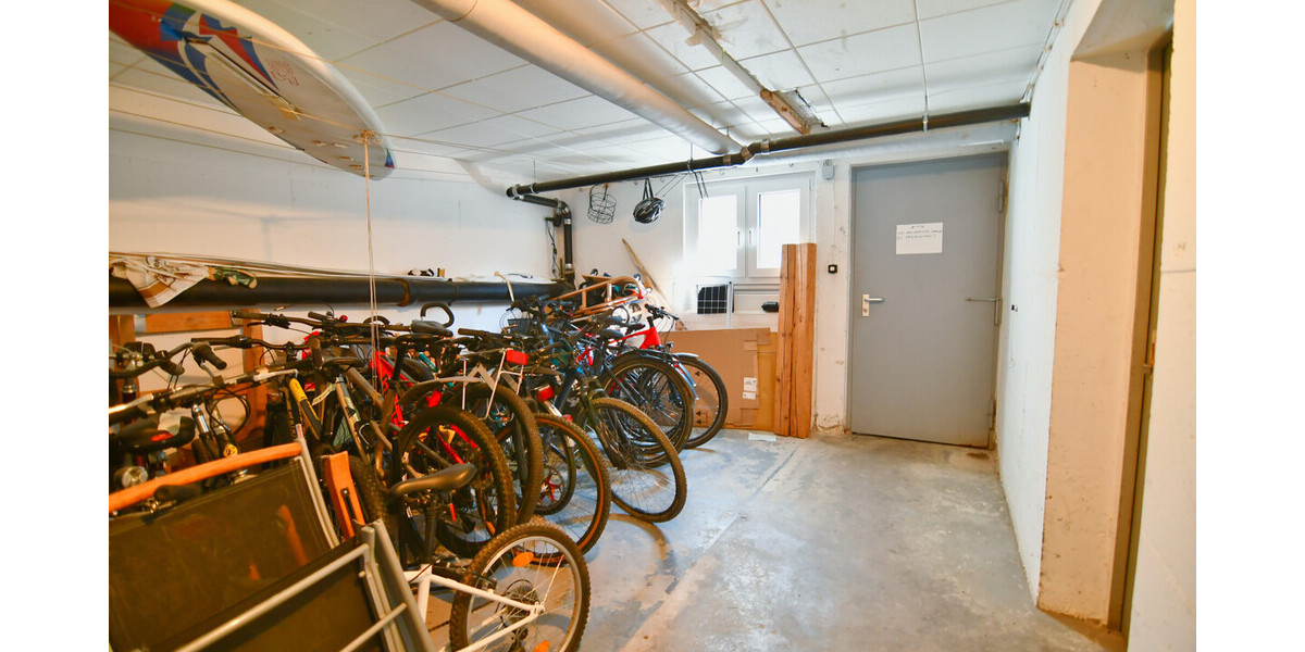 4 Zi Whg mit Lift, Verkauf im Angebotsverfahren - Openhouse am 12.06.2026, 16:00 h bis 17:30 h - Etagenwohnung Bad Soden am Taunus | Angebot:26704927