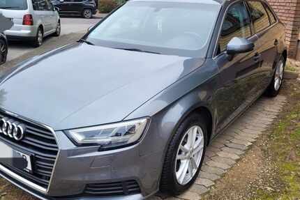 Audi A3 140.000 km 14.200 &euro; Neukirchen-Vluyn 47506