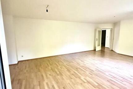 2-Zimmer-Wohnung mit Balkon und EBK 2 zimmer