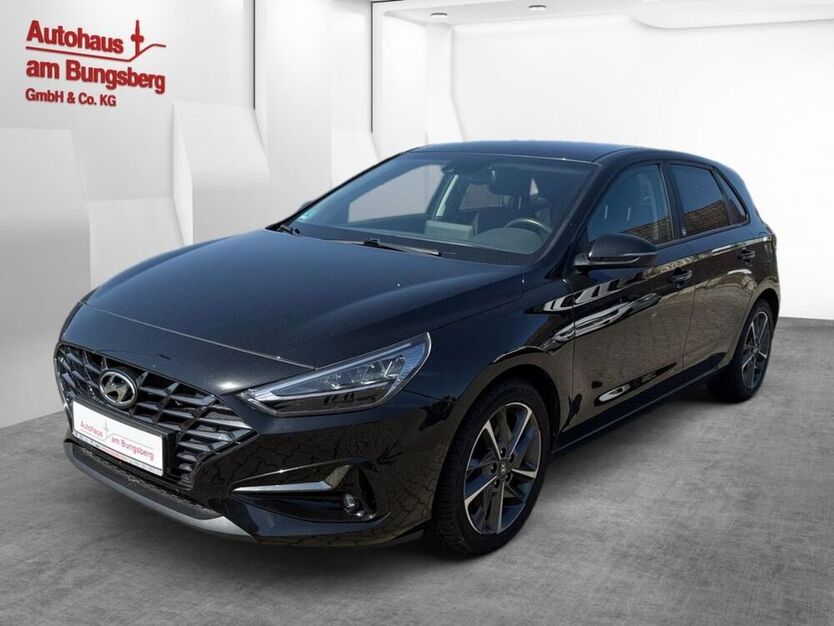 i30