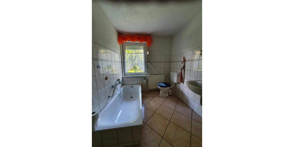 Einfamilienhaus Zossen - 5 Zimmer, 100 m&sup2;, 75.000&euro; | Angebot:26916810
