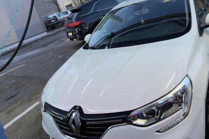 Renault Megane 129.000 km 6.900 &euro; München 81377