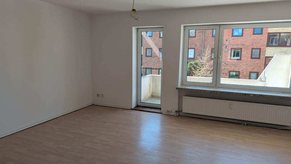 Etagenwohnung Rendsburg - 3 Zimmer, 72 m&sup2;, 579&euro; | Angebot:26366996
