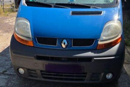 Renault Trafic 195.000 km 4.333 &euro; Hartha 04746