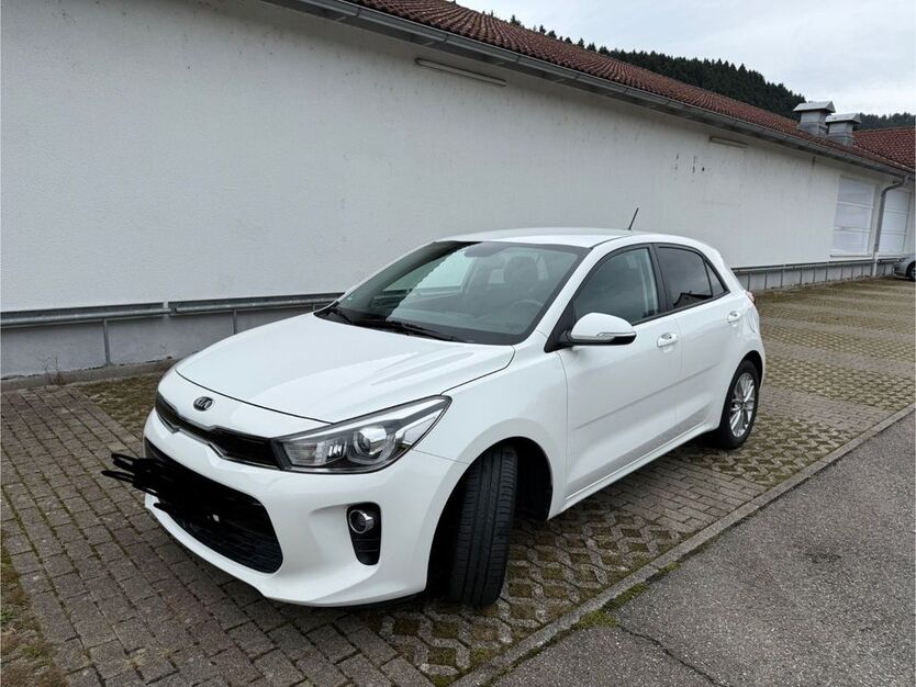 Kia Rio 63.100 km 11.200 € Zell 77736