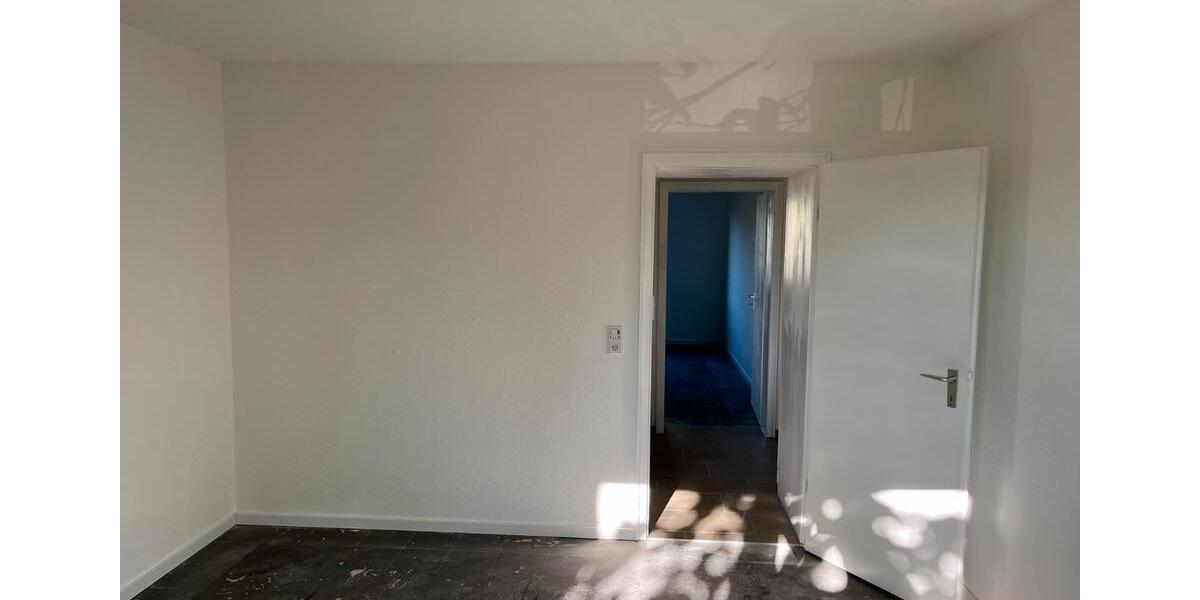 Etagenwohnung Bochum Bochum-Mitte - 3 Zimmer, 75 m&sup2;, 600&euro; | Angebot:26660533