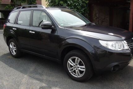 Subaru Forester 63.000 km 16.800 &euro; Müglitztal 01809