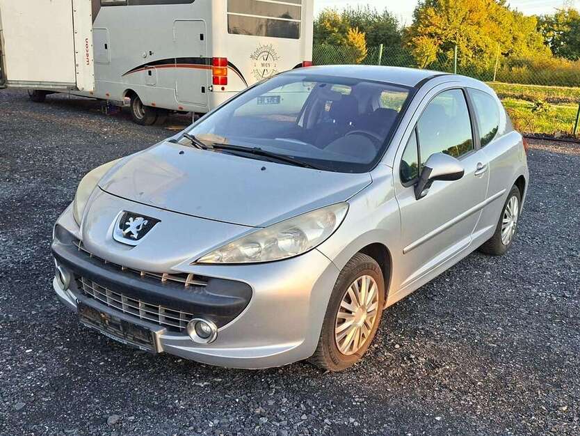 Peugeot 207 157.000 km 650 € Münster 48165