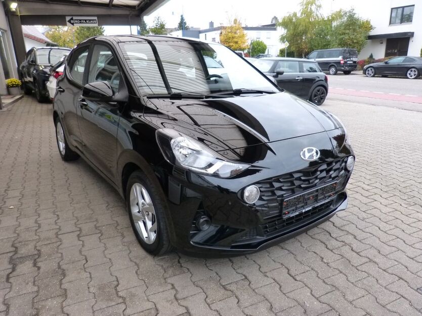 Hyundai i10 50.969 km 12.490 € Stadtbergen 86391