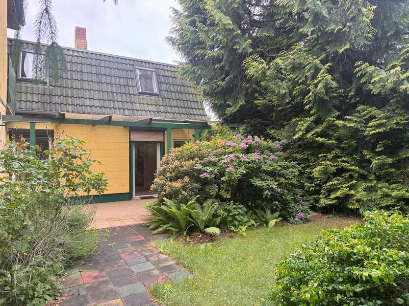 Einfamilienhaus mit AnlegerWohnung in idyllischer Wohnlage