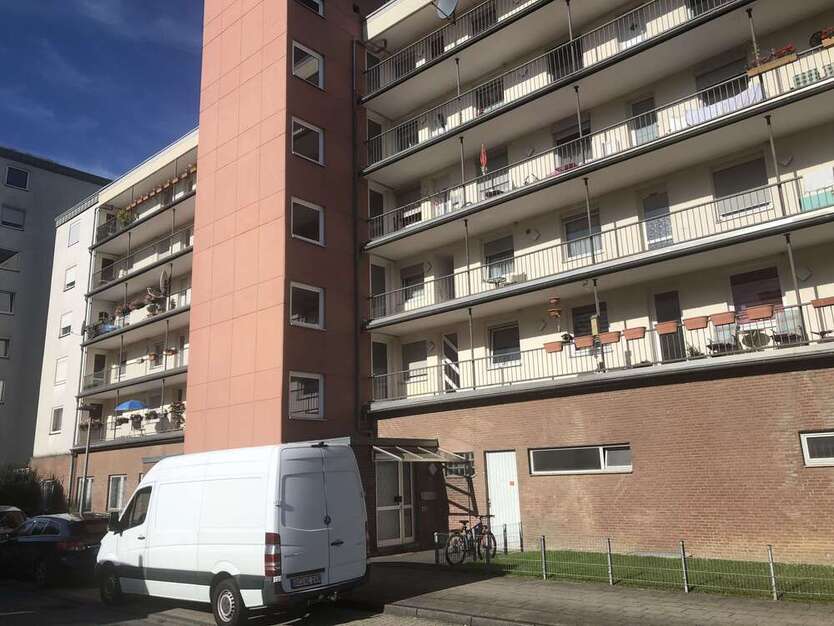 Wohnung zum Kaufen in Aachen 149.000 € 77 m²