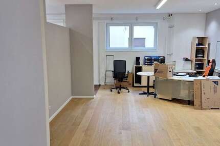 Büro in Dresden 2.850 € 570 m²