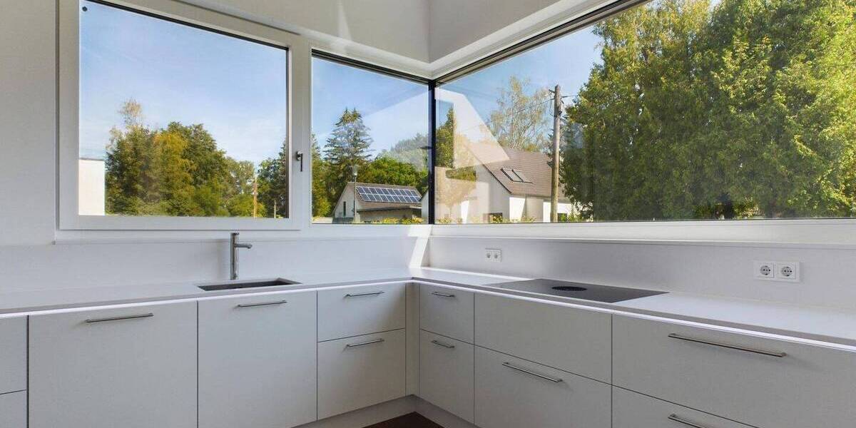 Einfamilienhaus München Bogenhausen - 7 Zimmer, 269 m&sup2;, 8.500&euro; | Angebot:26904179