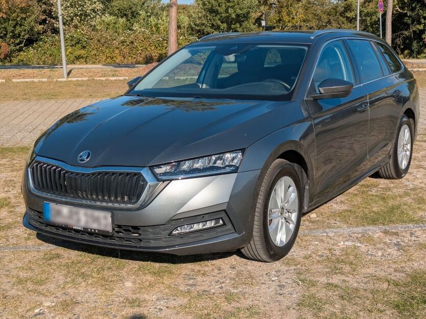 Skoda Octavia 15.800 km 24.100 € Grömitz 23743
