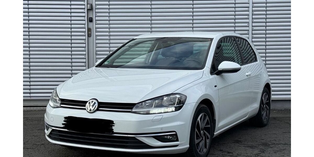 VW Golf 152.000 km 11.600 &euro; Duisburg 47167