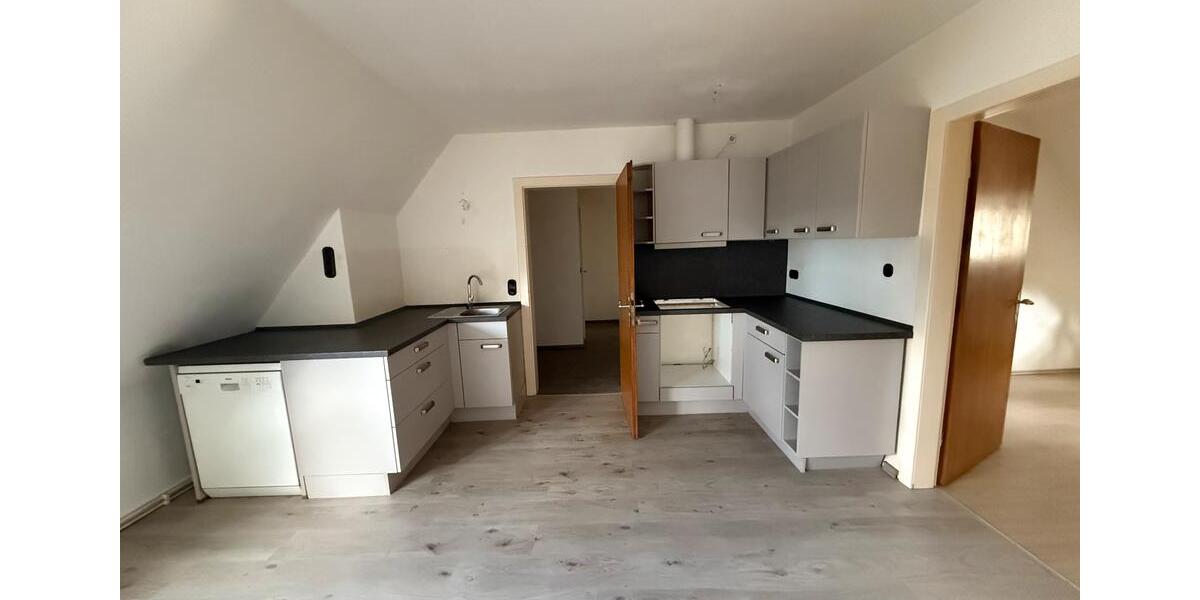 Dachgeschoßwohnung Heiligenhaus - 2 Zimmer, 50 m&sup2;, 450&euro; | Angebot:25882194