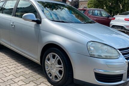 VW Golf 298.000 km 1.480 € Frohburg 04654